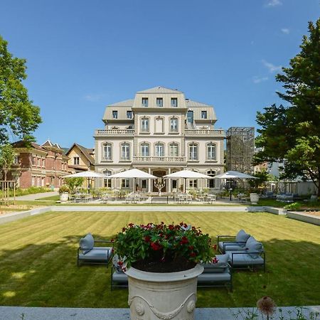 Hotel Mille Pas Voiron Bagian luar foto