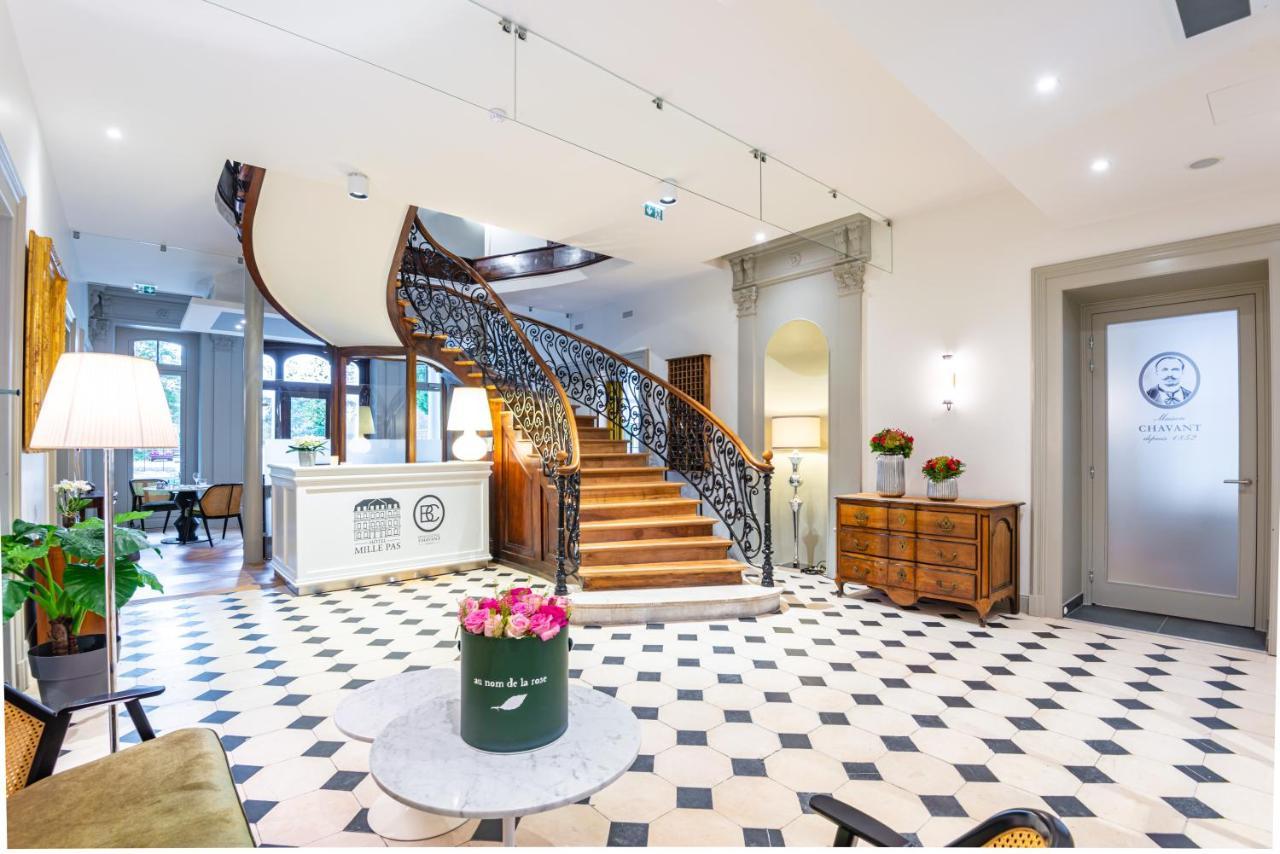 Hotel Mille Pas Voiron Bagian luar foto