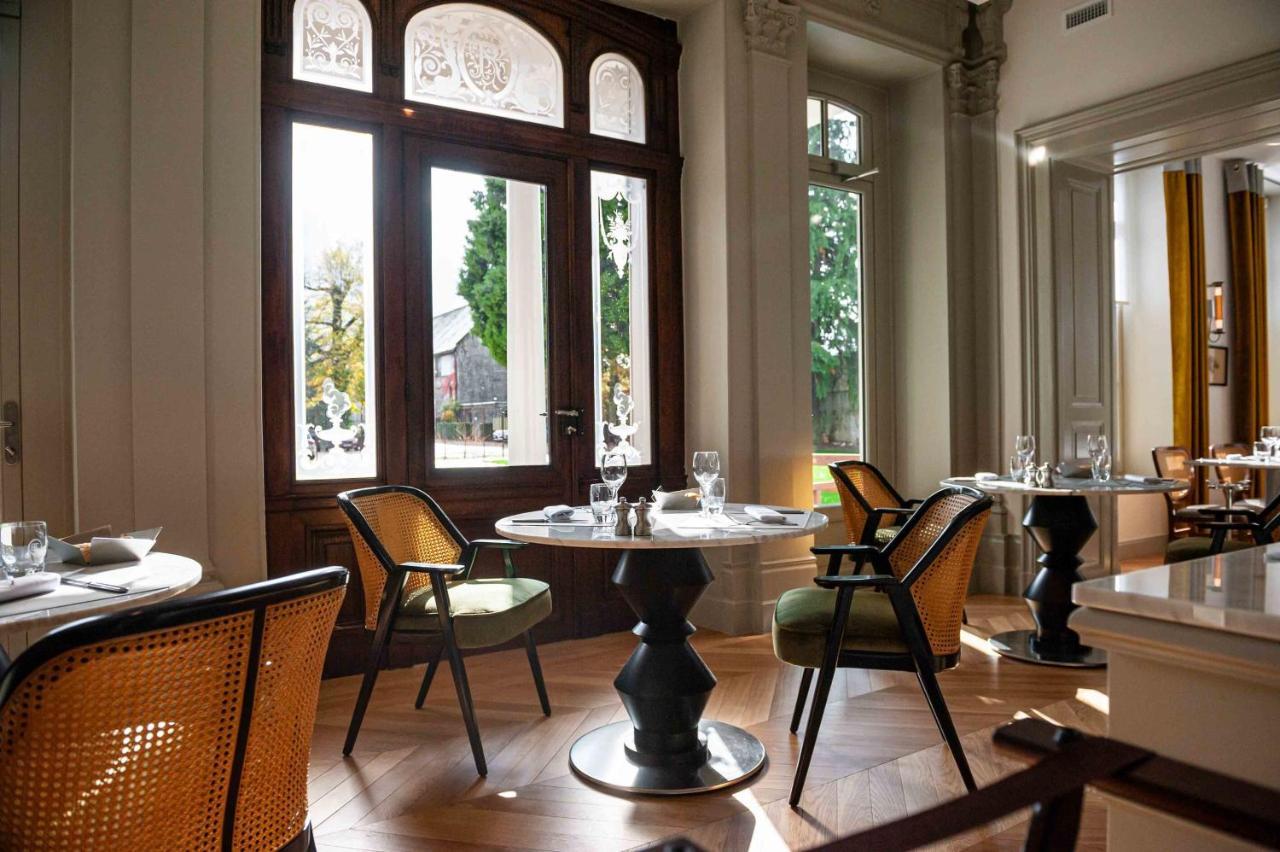 Hotel Mille Pas Voiron Bagian luar foto