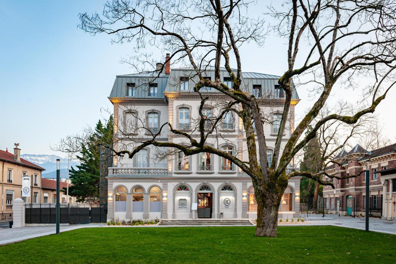 Hotel Mille Pas Voiron Bagian luar foto
