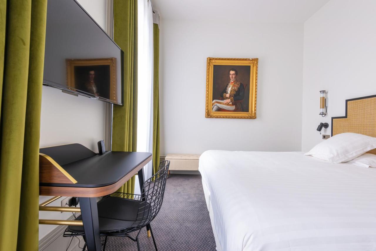 Hotel Mille Pas Voiron Bagian luar foto