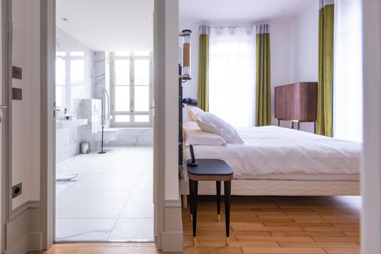 Hotel Mille Pas Voiron Bagian luar foto