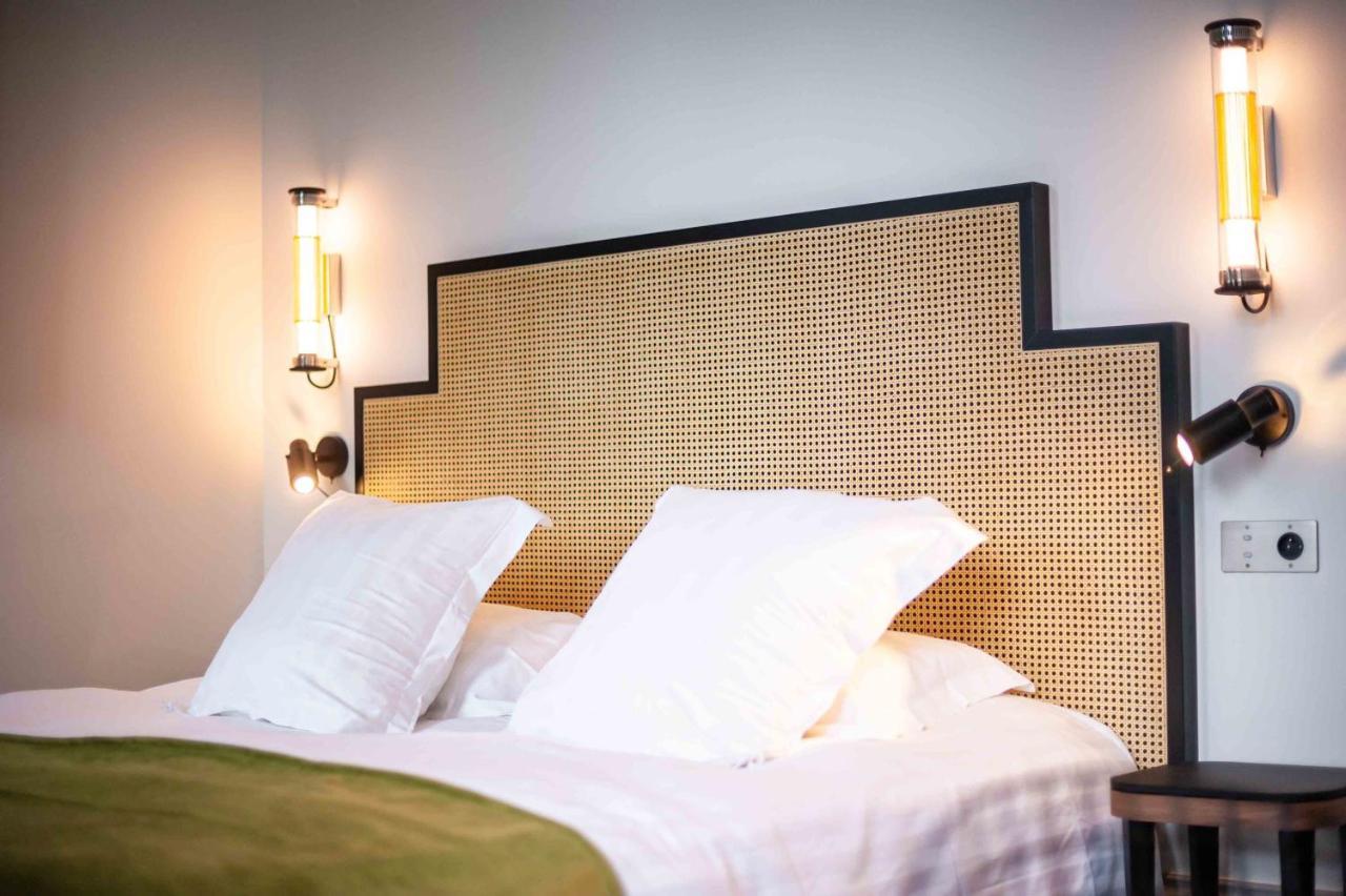 Hotel Mille Pas Voiron Bagian luar foto