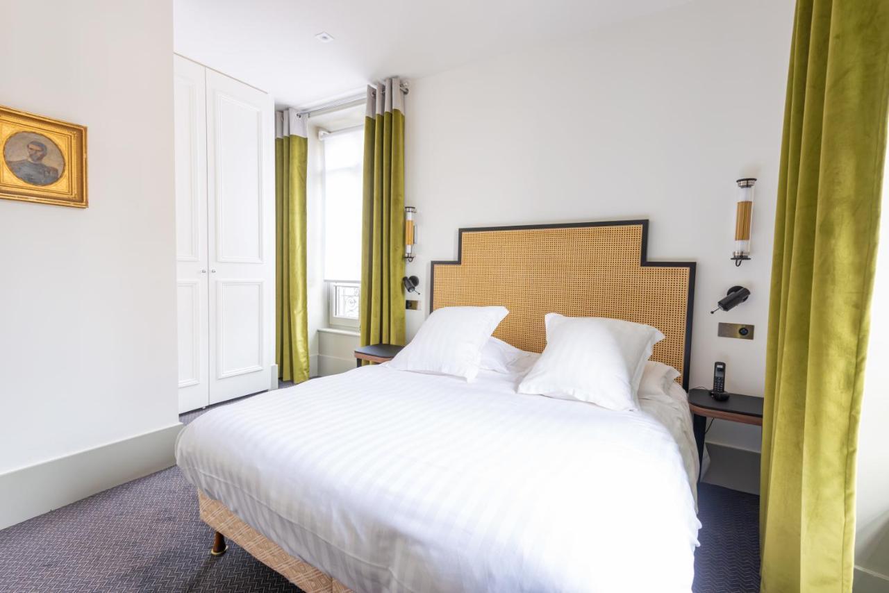Hotel Mille Pas Voiron Bagian luar foto